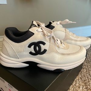 Chanel mesh black and white